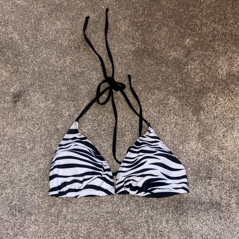 Amazon Black and White Zebra triangle bikini top size small adjustable